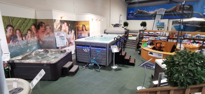 Our Endless Pools X500 swimspa available totest swim instore